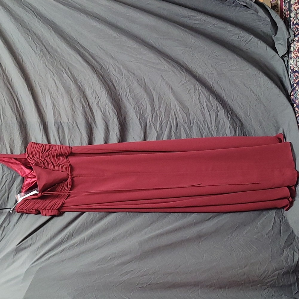 Dress - Picture 4 of 6